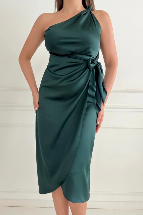Omuzu Düğümlü Saten Elbise